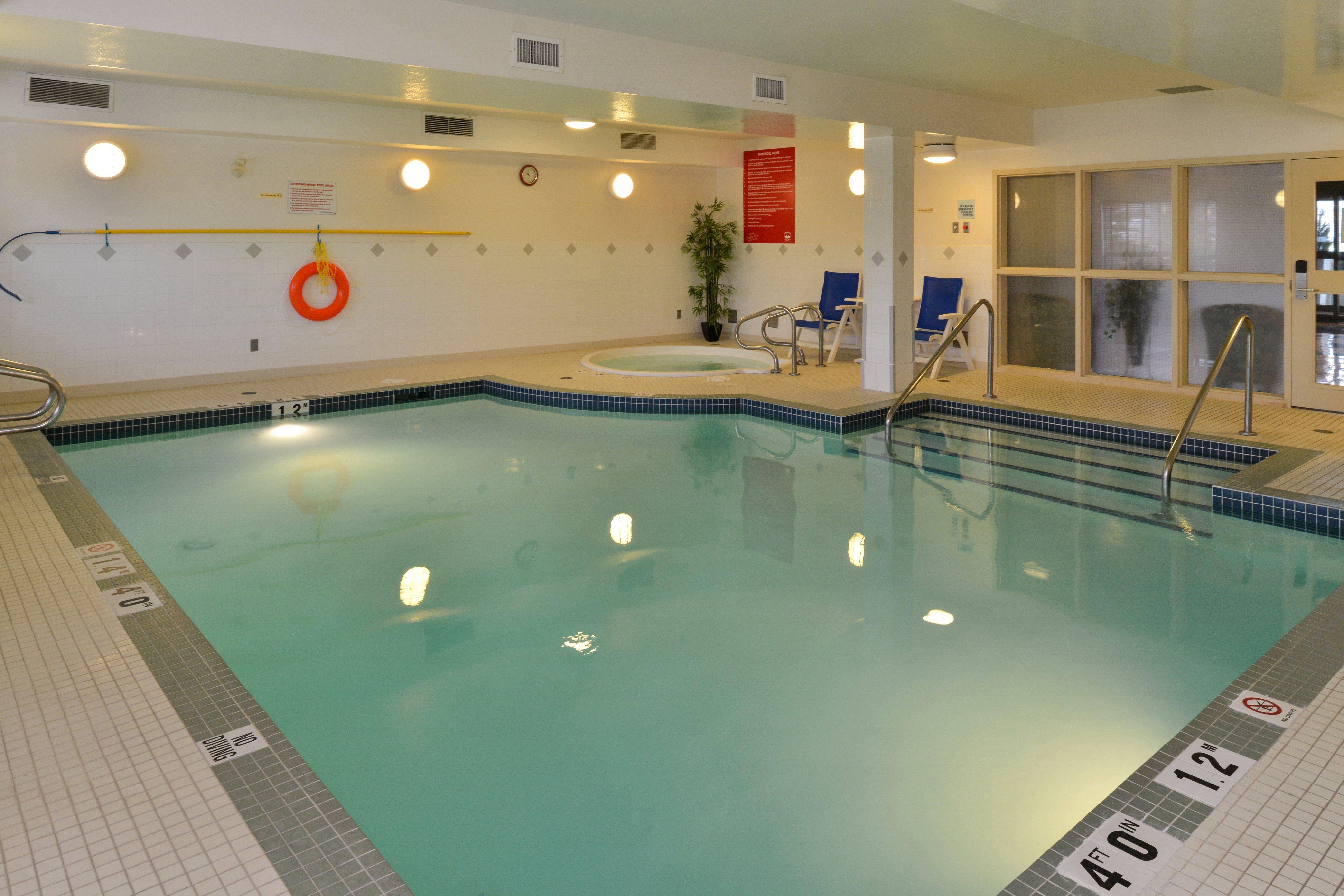 Holiday Inn Express Edmonton North By Ihg Εξωτερικό φωτογραφία