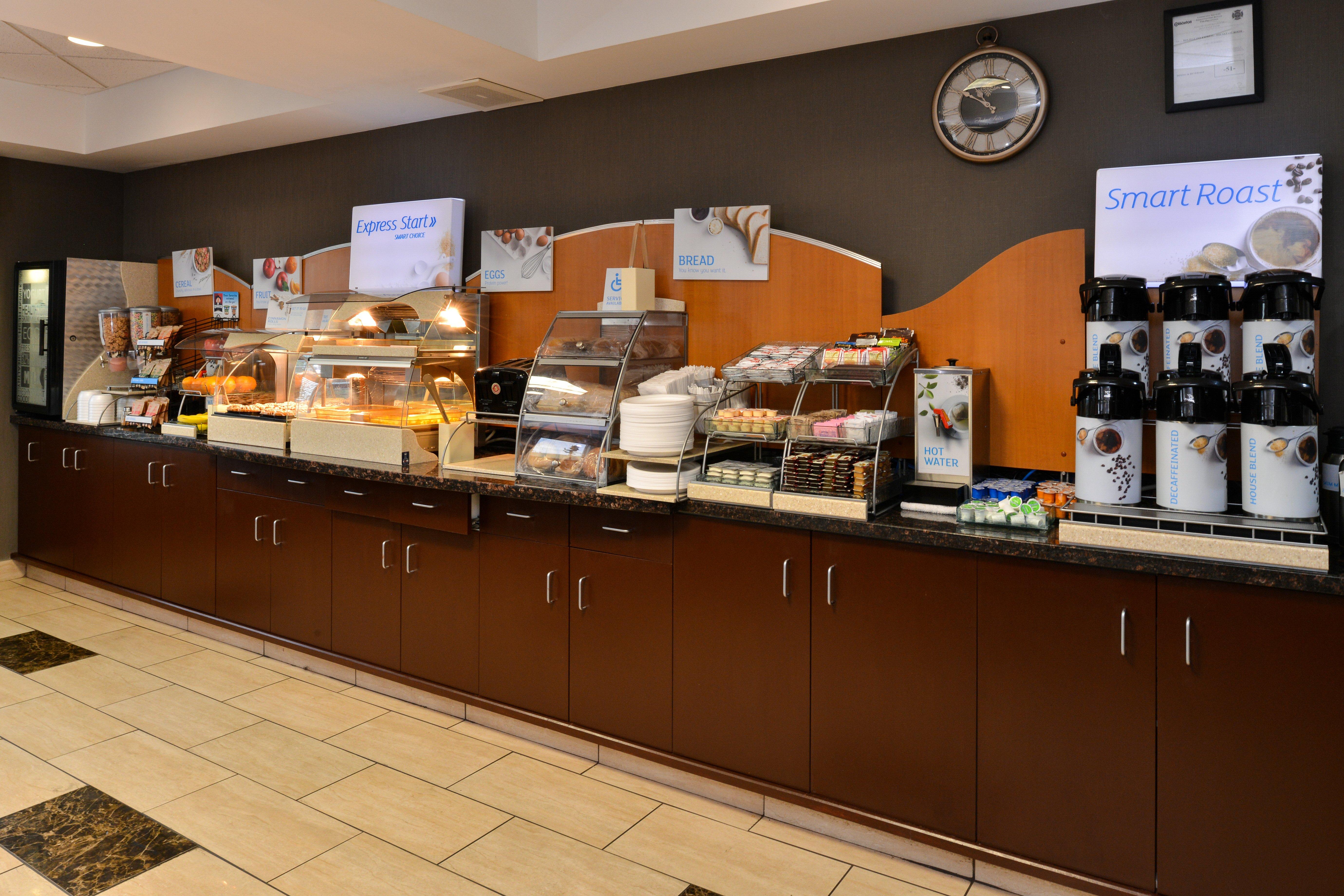 Holiday Inn Express Edmonton North By Ihg Εξωτερικό φωτογραφία